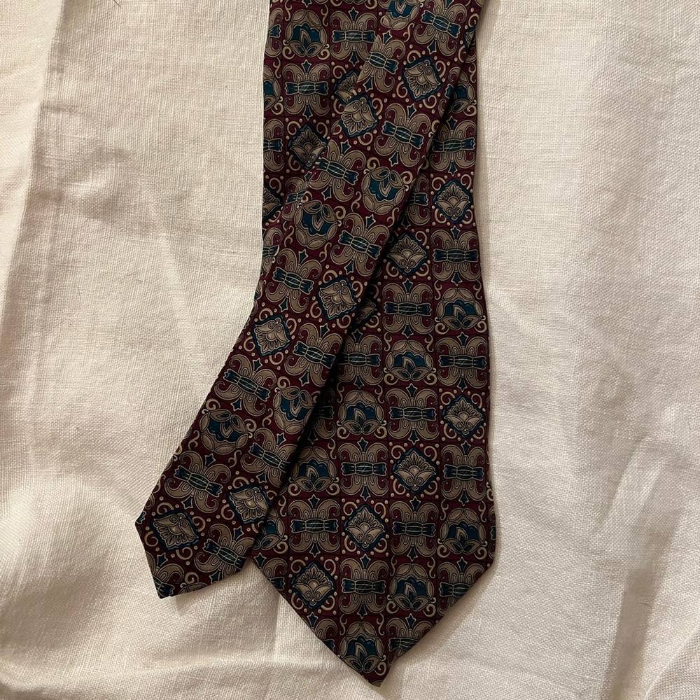 Vintage VALENTINO tie